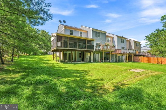 8864 GREEN NEEDLE DR, Baltimore, MD 21236