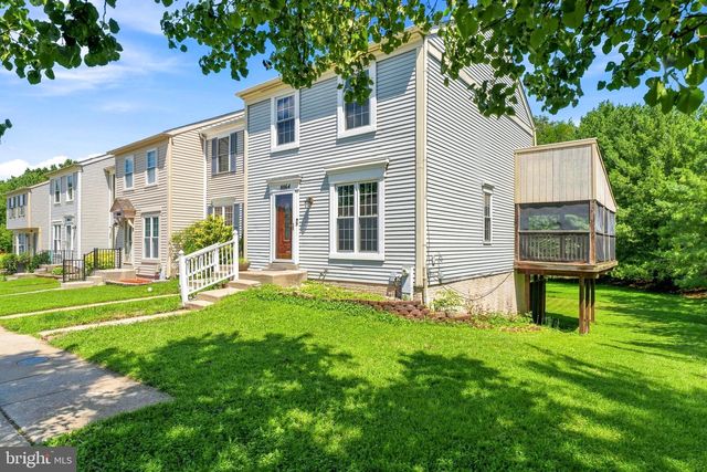 8864 GREEN NEEDLE DR, Baltimore, MD 21236