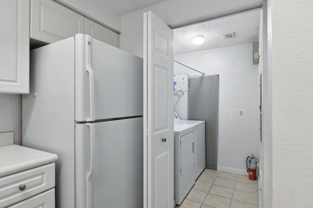 2730 Anzio Court 108, Palm Beach Gardens, FL 33410