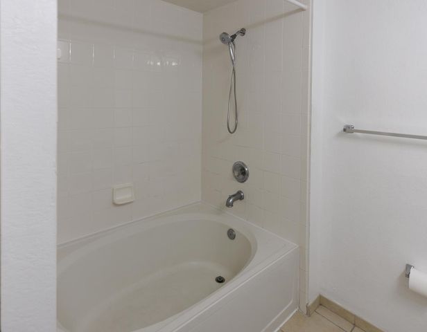 2730 Anzio Court 108, Palm Beach Gardens, FL 33410