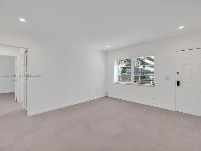 545 NE 64th St, Miami, FL 33138