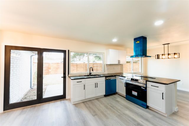 2134 Courtland Circle, Carrollton, TX 75007