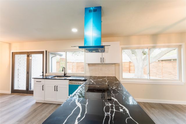 2134 Courtland Circle, Carrollton, TX 75007