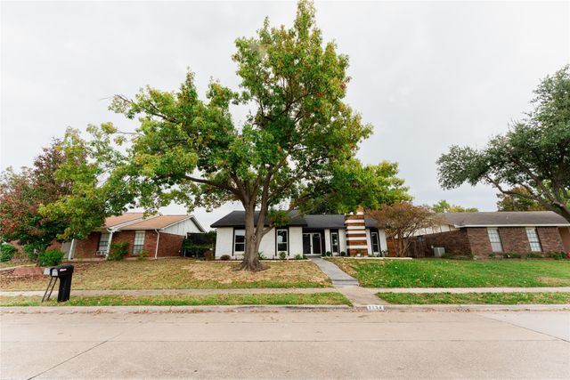 2134 Courtland Circle, Carrollton, TX 75007