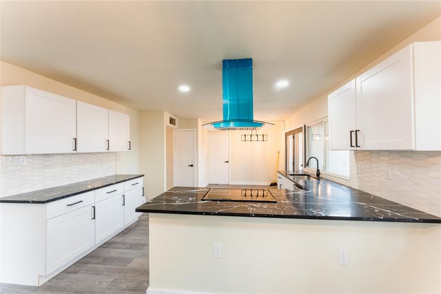 2134 Courtland Circle, Carrollton, TX 75007