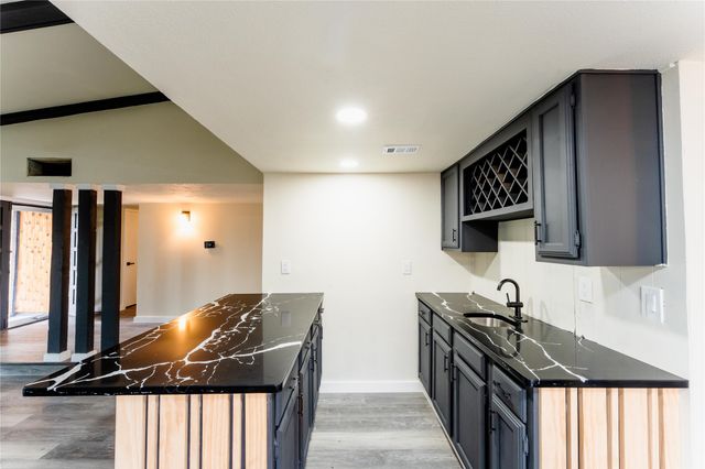 2134 Courtland Circle, Carrollton, TX 75007