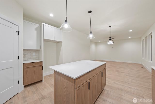 744 N WIDGEON Street, Moses Lake, WA 98837