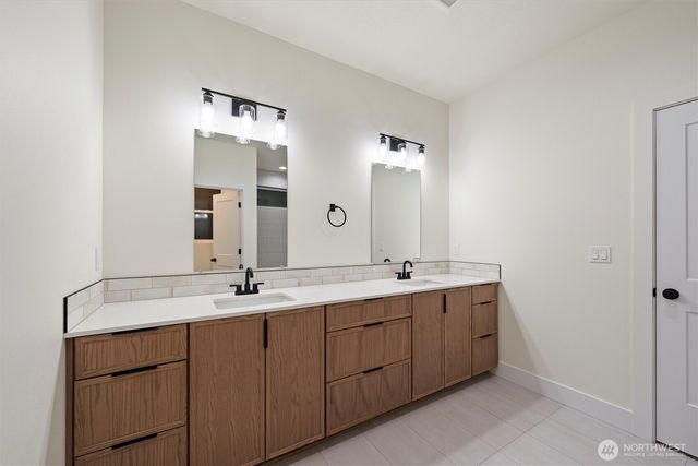 744 N WIDGEON Street, Moses Lake, WA 98837