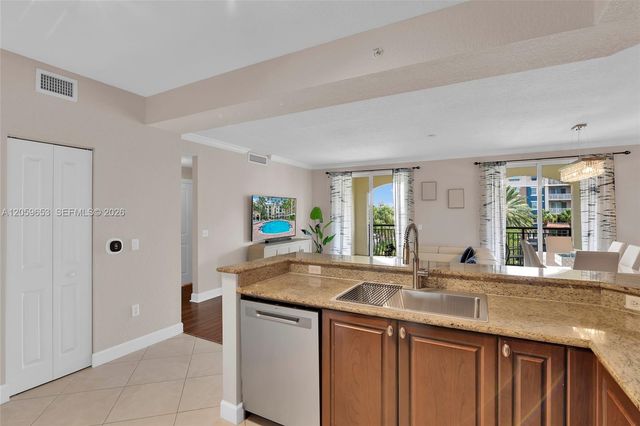2412 Renaissance Way 412, Boynton Beach, FL 33426