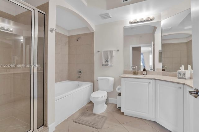 2412 Renaissance Way 412, Boynton Beach, FL 33426
