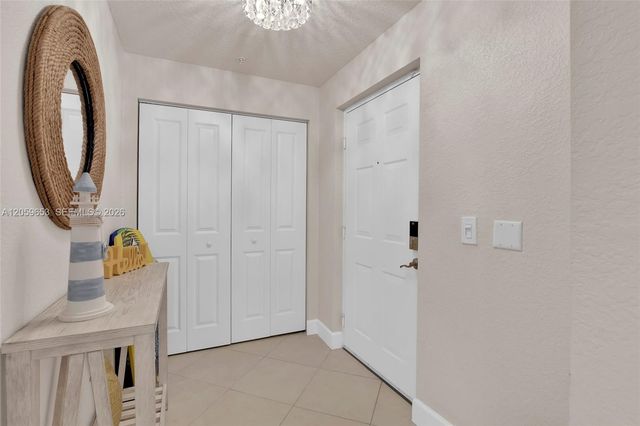 2412 Renaissance Way 412, Boynton Beach, FL 33426