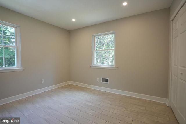 252 CLAYTON AVE, Monroeville, NJ 08343