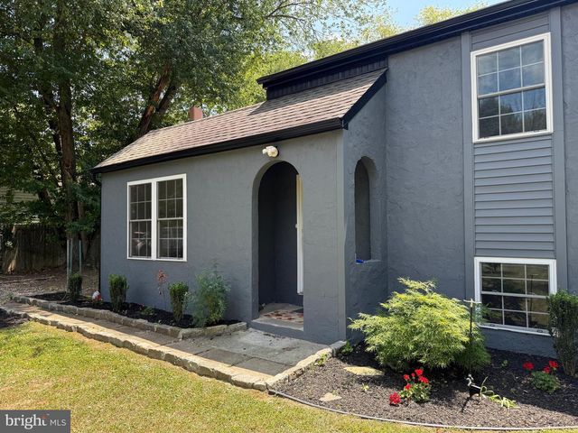 252 CLAYTON AVE, Monroeville, NJ 08343