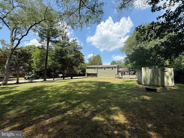 252 CLAYTON AVE, Monroeville, NJ 08343