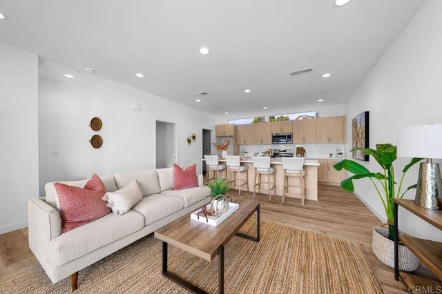 2254 Calle Chanate, San Diego, CA 92139
