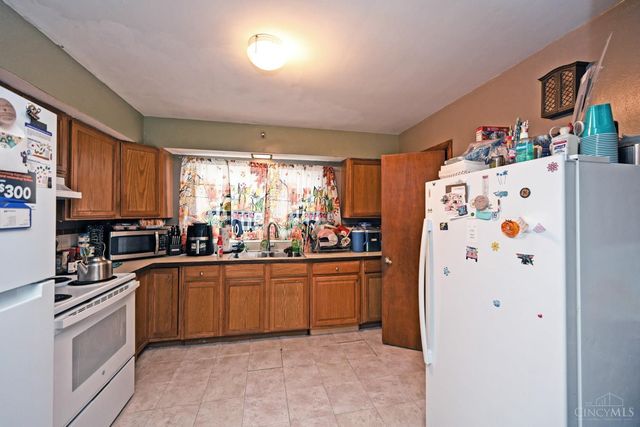 3305 Queen City Avenue, Cincinnati, OH 45238