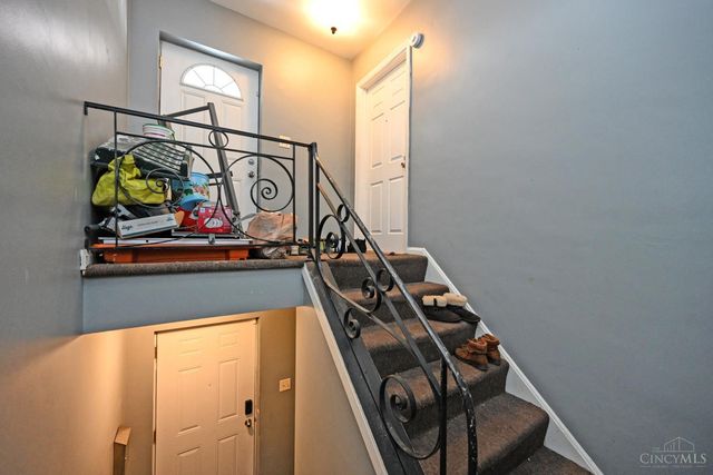 3305 Queen City Avenue, Cincinnati, OH 45238