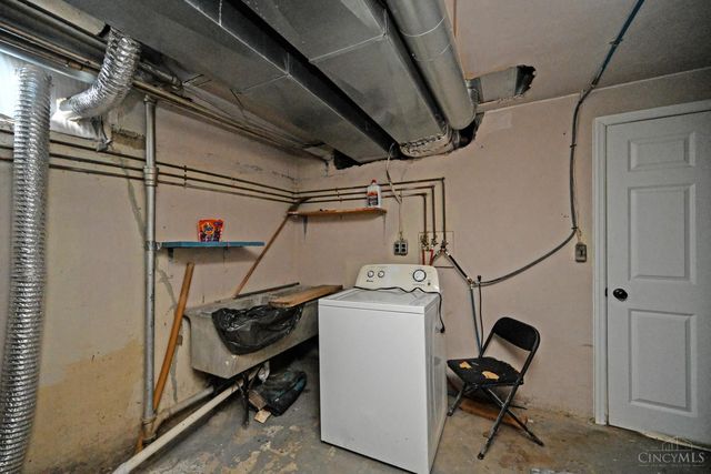 3305 Queen City Avenue, Cincinnati, OH 45238