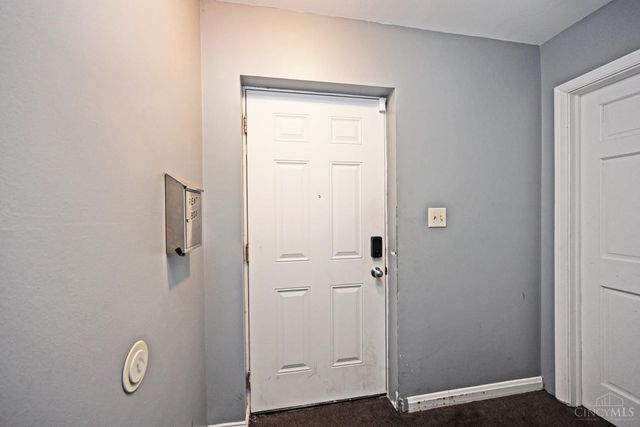 3305 Queen City Avenue, Cincinnati, OH 45238