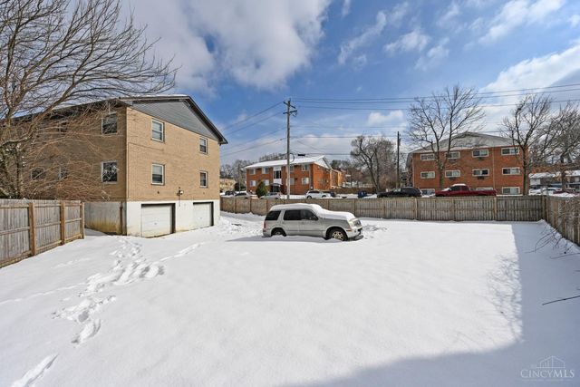 3305 Queen City Avenue, Cincinnati, OH 45238