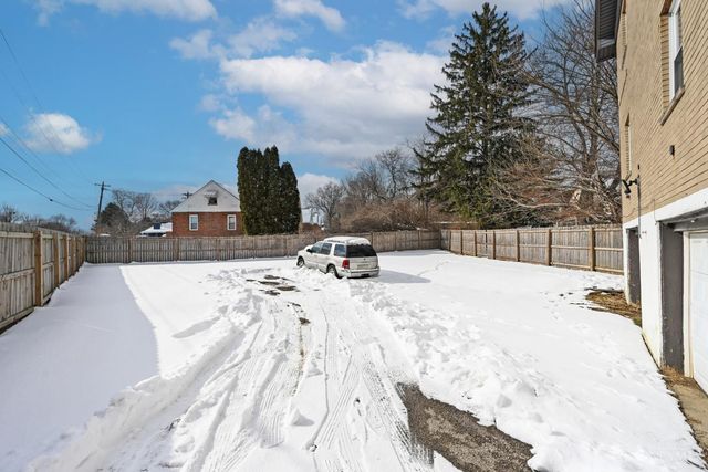 3305 Queen City Avenue, Cincinnati, OH 45238