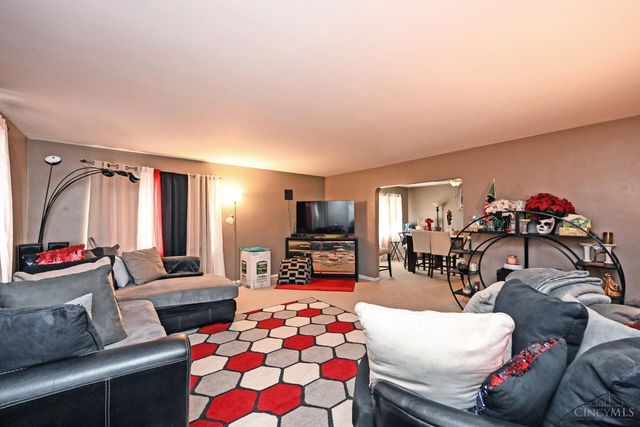 3305 Queen City Avenue, Cincinnati, OH 45238