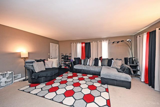 3305 Queen City Avenue, Cincinnati, OH 45238