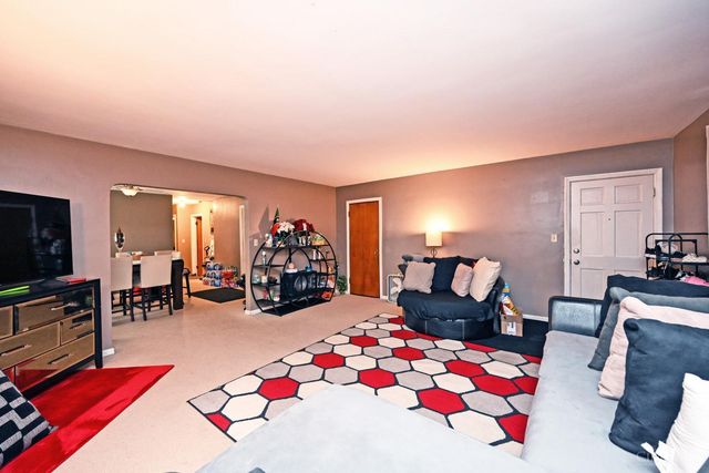 3305 Queen City Avenue, Cincinnati, OH 45238