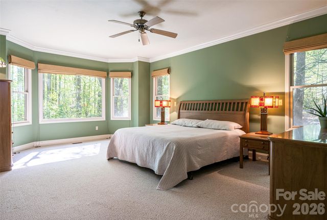 109 Little Cherokee Ridge, Hendersonville, NC 28739