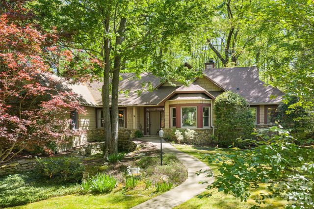 109 Little Cherokee Ridge, Hendersonville, NC 28739
