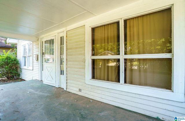 1833 SAINT CHARLES AVENUE SW, Birmingham, AL 35211