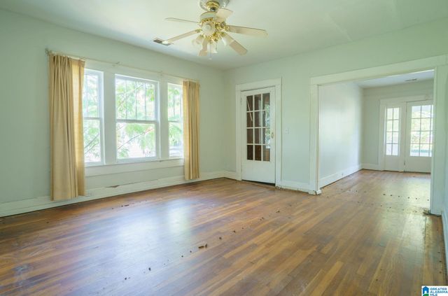 1833 SAINT CHARLES AVENUE SW, Birmingham, AL 35211