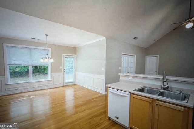 560 Golden Meadow Drive, Mcdonough, GA 30252