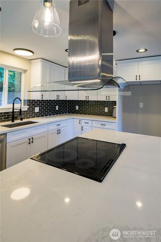 5118 VIEWRIDGE Drive SE, Olympia, WA 98501