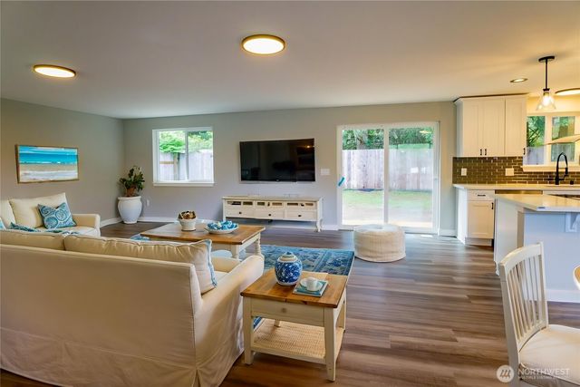 5118 VIEWRIDGE Drive SE, Olympia, WA 98501