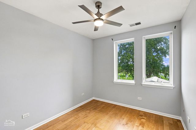 7768 N Sheridan Road 1, Chicago, IL 60626