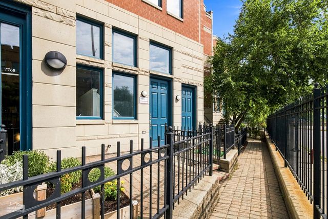 7768 N Sheridan Road 1, Chicago, IL 60626