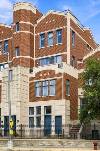7768 N Sheridan Road 1, Chicago, IL 60626
