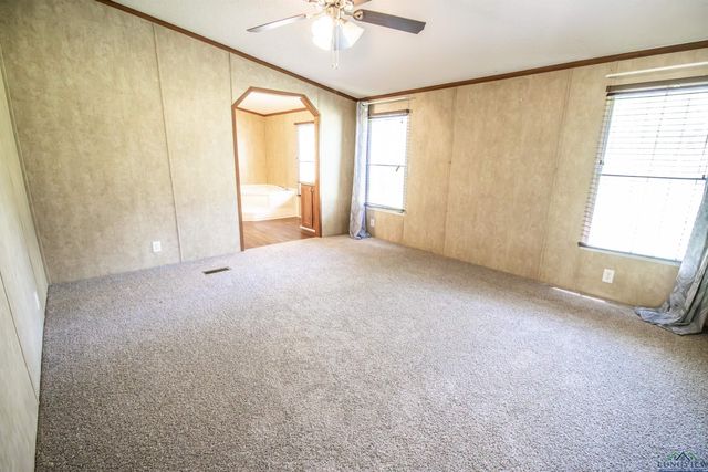 972 Judge Furrh, Marshall, TX 75672