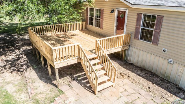 972 Judge Furrh, Marshall, TX 75672