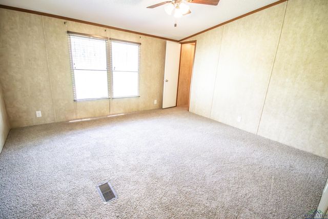 972 Judge Furrh, Marshall, TX 75672