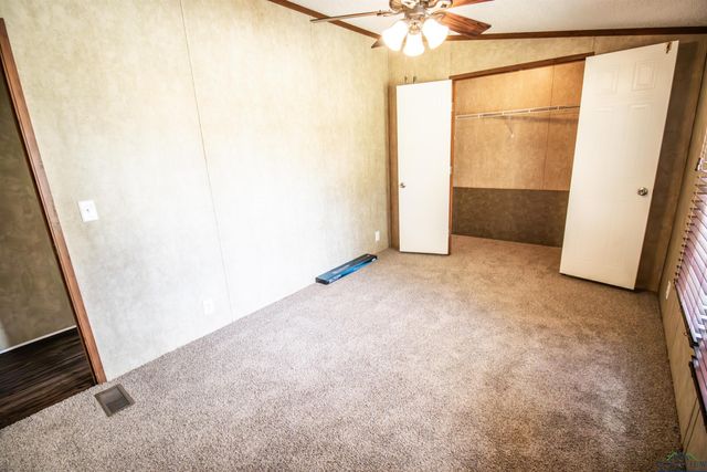 972 Judge Furrh, Marshall, TX 75672