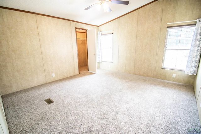 972 Judge Furrh, Marshall, TX 75672
