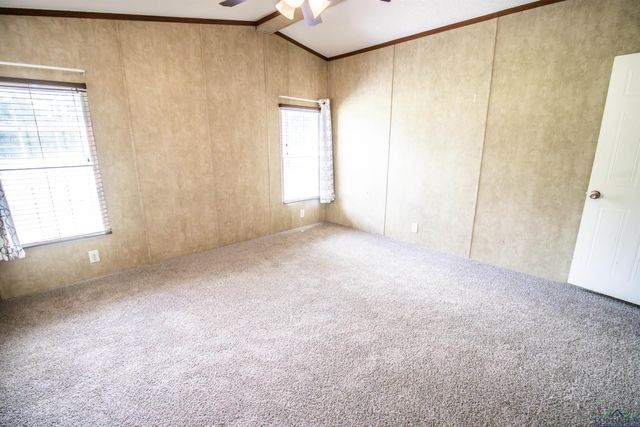 972 Judge Furrh, Marshall, TX 75672