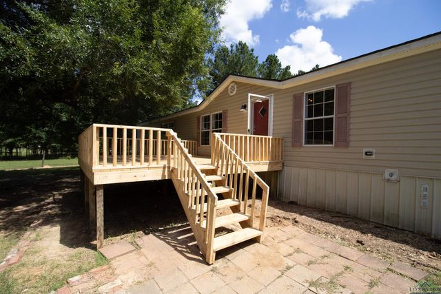972 Judge Furrh, Marshall, TX 75672