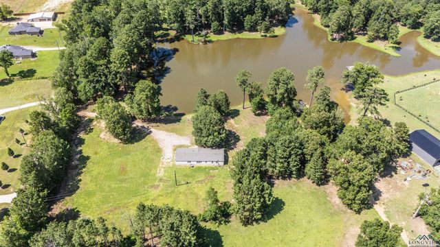972 Judge Furrh, Marshall, TX 75672