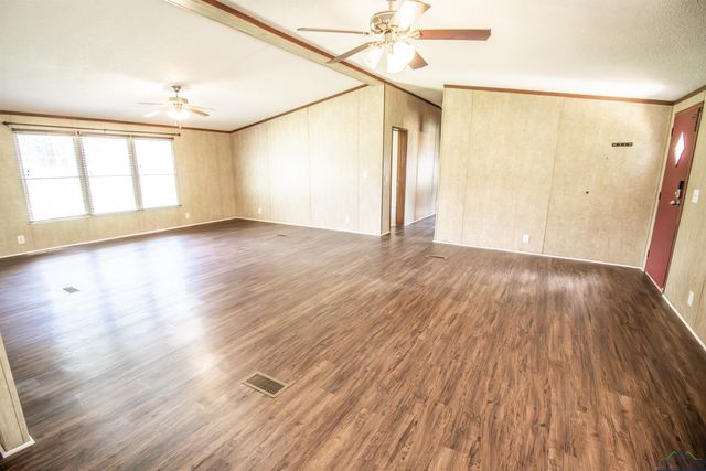 972 Judge Furrh, Marshall, TX 75672