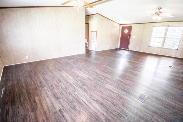 972 Judge Furrh, Marshall, TX 75672