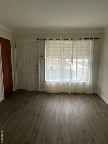 7822 Forrer Street, Detroit, MI 48228