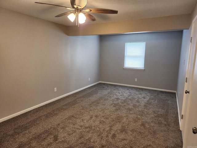 10 Cherryridge Place, Jacksonville, AR 72076